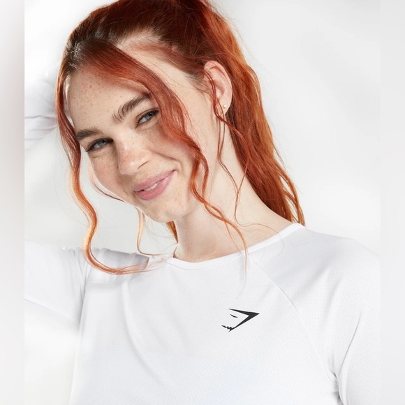 GYMSHARK Training Women Sport Top M Cropped White Crewneck Stretch Workout - Picture 3 of 6